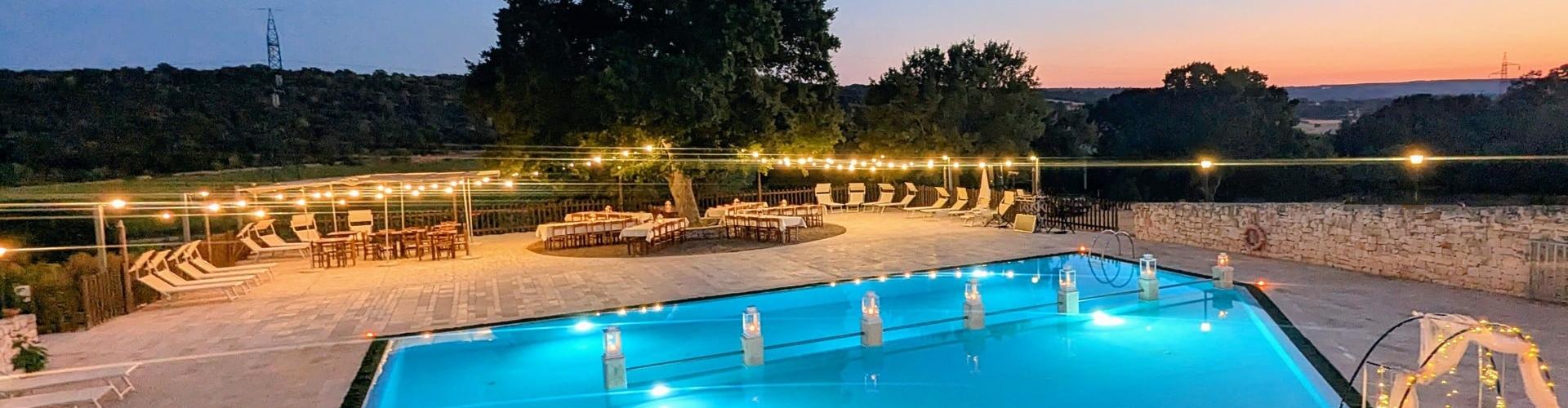 Trulli con piscina da Trulli Panoramici in Puglia
